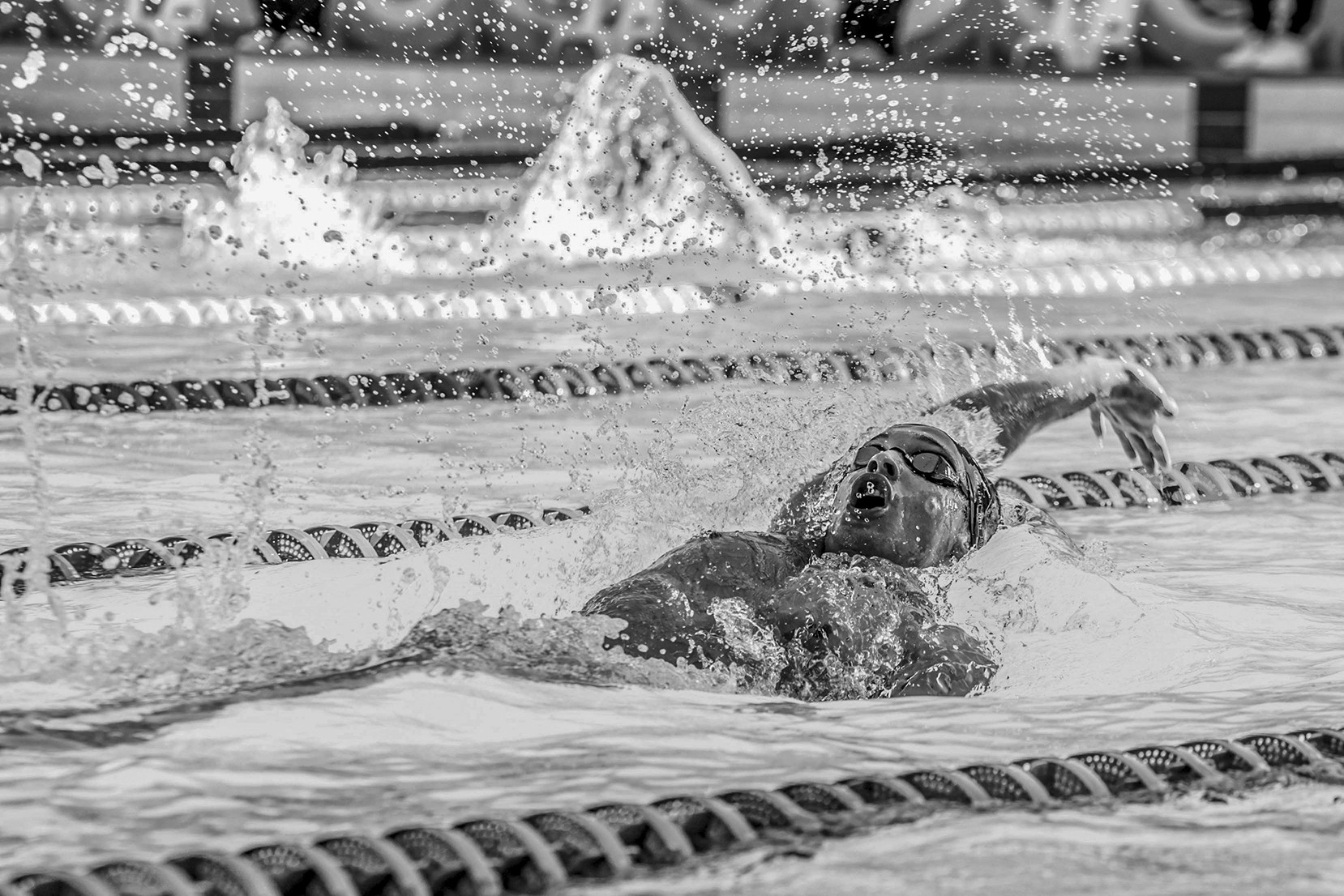 Nadador na piscina da Swim Floripa